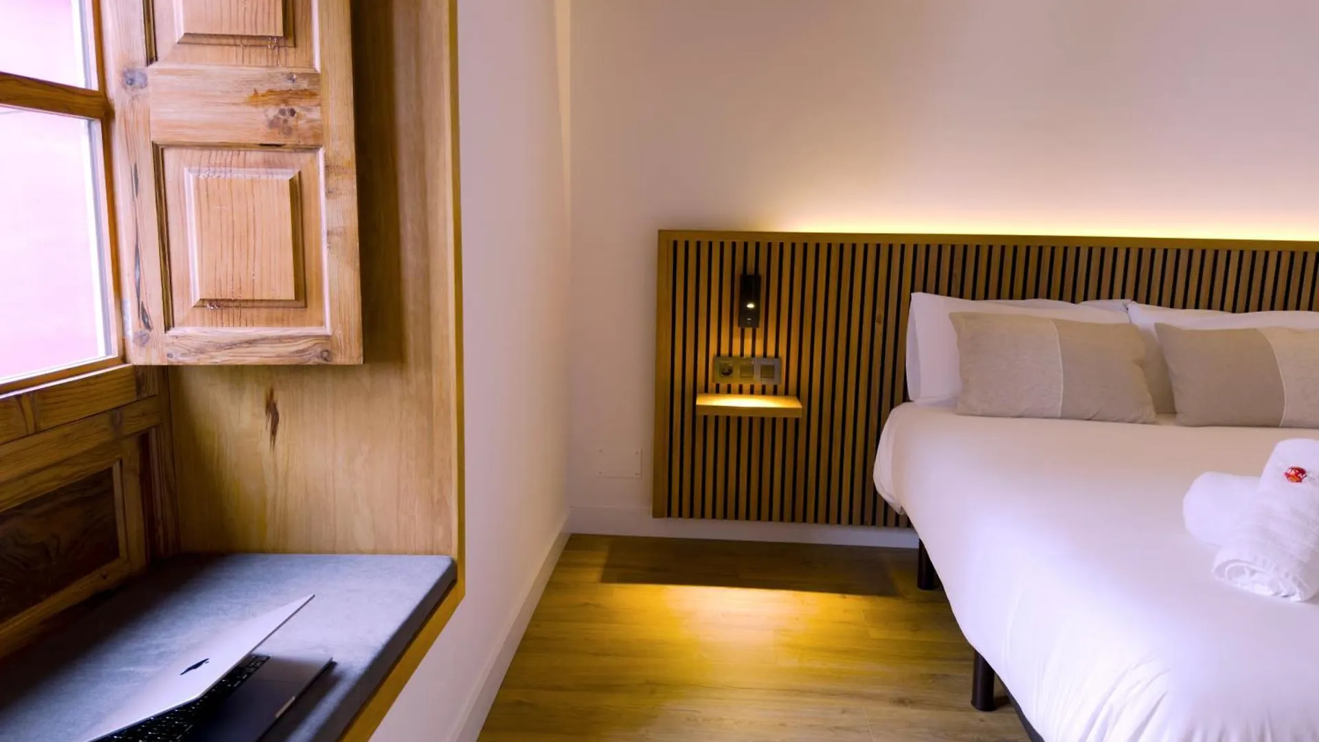Tropicalidays La Punta Suites Apartment 로스 레알레호스
